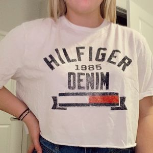 Tommy hill fifer crop top
